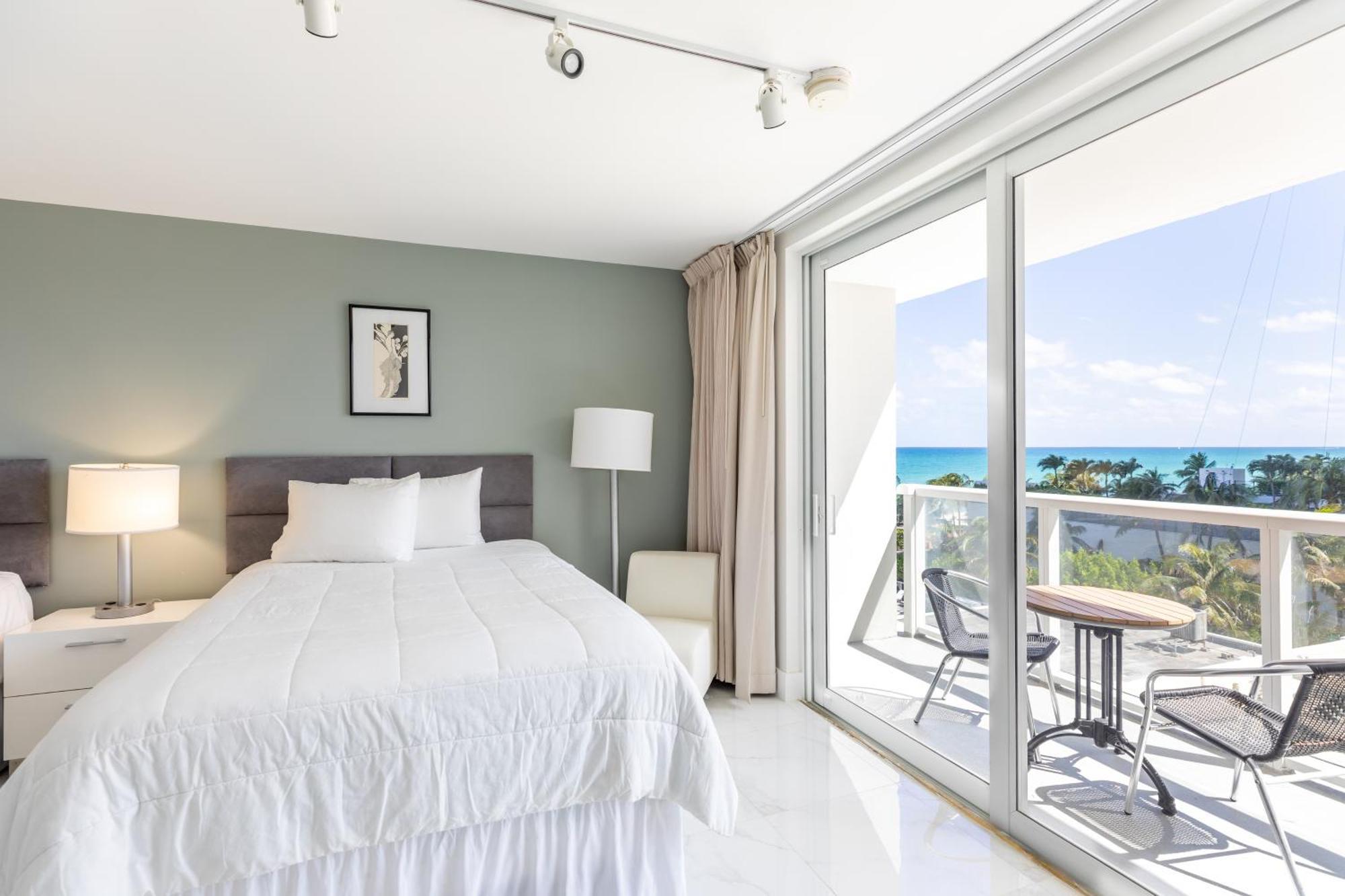 Sunny Isles Beach Resort Studio With Ocean Views 外观 照片